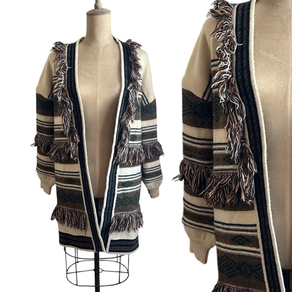 Saints & Hearts Sm Boho Western Fringe Open Cardigan Sweater